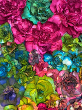 Load image into Gallery viewer, Amazing Colourful Wall Installation &quot;Flower wall&quot; hand-made by Korean Artist Cha Yun Sook for BOCCARA ART Galleries - BOCCARA ART Online Store