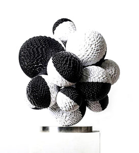 Black&White sculpture "Circle XXXI" by Kim Seungwoo for BOCCARA ART - BOCCARA ART Online Store